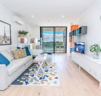 EP22-Brand new modern studio in Epping