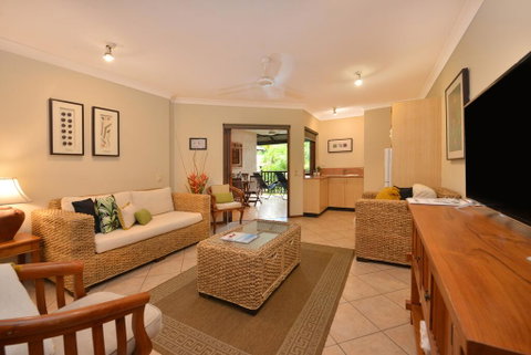 Escape@Hibiscus - Accommodation Whitsundays 0