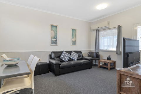 Esperance Bay Holiday Park - Accommodation Whitsundays 1