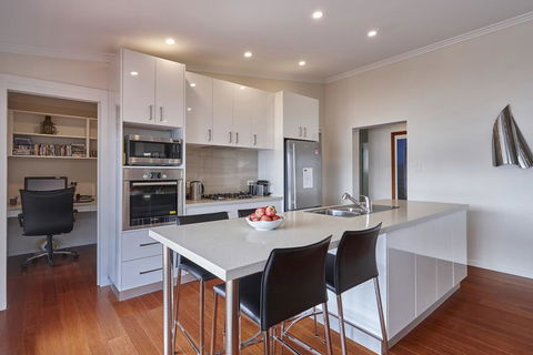Esperance Landing - Accommodation Whitsundays 1