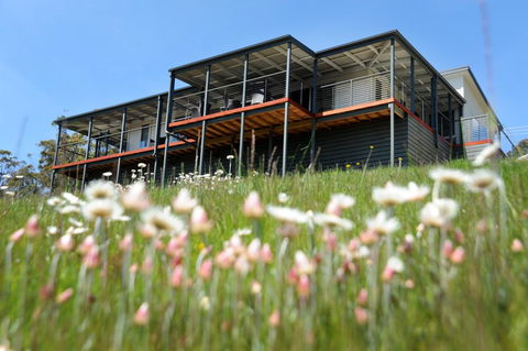 Esperance Landing - Accommodation Whitsundays 0