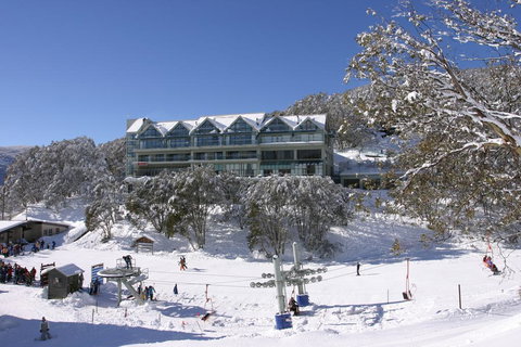 Falls Creek Country Club - Accommodation Whitsundays 0