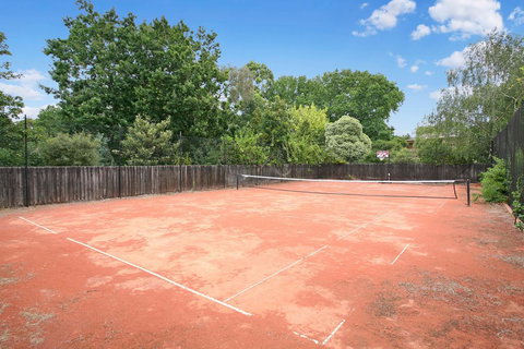 Frankston Unicare - Accommodation Whitsundays 1