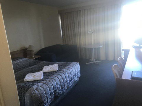 Gateway Motor Inn - Accommodation Whitsundays 3
