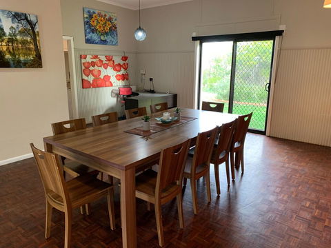 Gazebo Motor Inn - Accommodation Whitsundays 1