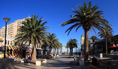 Glenelg Private Studio - Accommodation Whitsundays 1