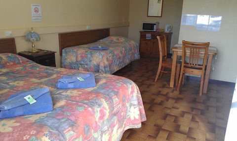 Goolgowi Highway Motel - Accommodation Whitsundays 3