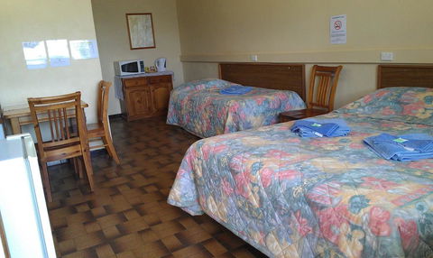 Goolgowi Highway Motel - Accommodation Whitsundays 1