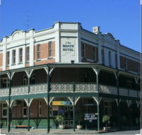 Grand Neath Hotel - Accommodation Whitsundays