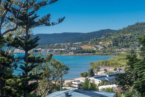 Great Escape - Cannonvale - Accommodation Whitsundays 3