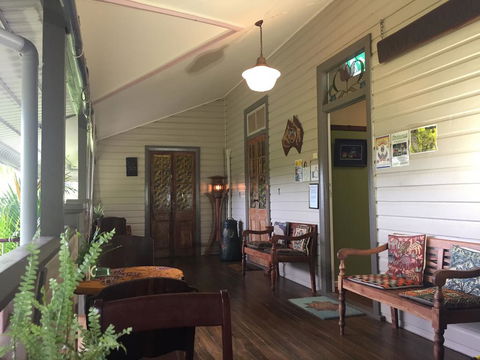 Grey Gum Lodge - Accommodation Whitsundays 2