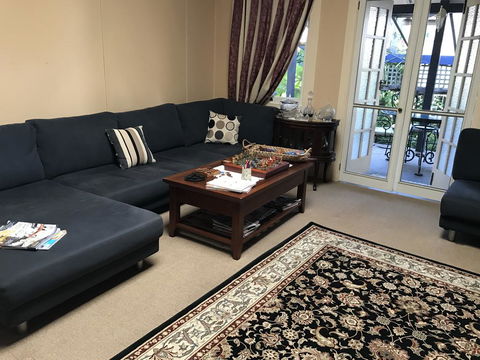 Guest House On Hyde - Accommodation Whitsundays 2