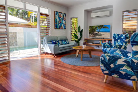 Hanalei Beach House Port Douglas - Accommodation Whitsundays 2