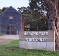 Herons Rise Vineyard Accommodation - Accommodation Whitsundays