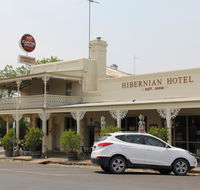 Hibernian Hotel - Accommodation Whitsundays
