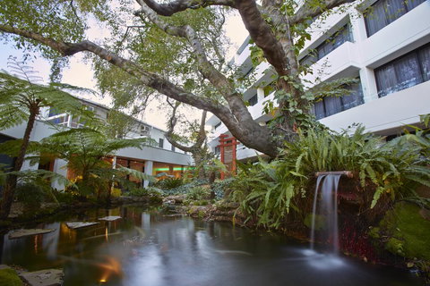 Holiday Inn Warwick Farm - Accommodation Whitsundays 1