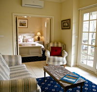 Holly Lane Mews - Accommodation Whitsundays