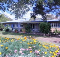 James Farmhouse - Accommodation Whitsundays