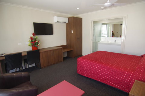 Jane Eliza Motor Inn - Accommodation Whitsundays 3