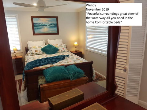 Januce - Delightful River Front House In Urunga - Accommodation Whitsundays 3