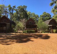 Jarrah Glen Cabins - Accommodation Whitsundays