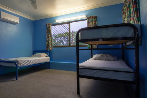JJs Backpackers Hostel - Accommodation Whitsundays 1