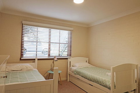 Jodi's Beach Retreat Eden - Accommodation Whitsundays 2