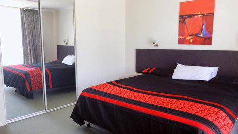 John And Agnes - Accommodation Whitsundays 1