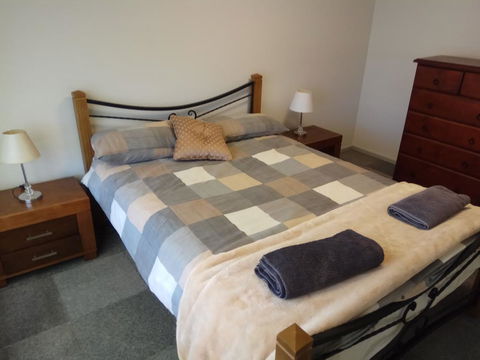 Joy On Joyce - Accommodation Whitsundays 1