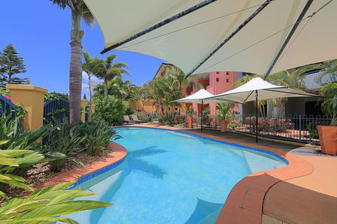 Kacy's Bargara Beach Motel - Accommodation Whitsundays 2