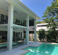 Kallista Ocean Edge Estate Palm Cove 5 min to the beach and restaurants - Accommodation Whitsundays