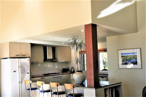 Kenwood Bank Vineyard Retreat - Accommodation Whitsundays 2