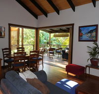 Kookaburra Cottage at Uralba Eco Cottages - Accommodation Whitsundays