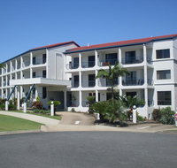 L'Amor Holiday Apartments - Accommodation Whitsundays