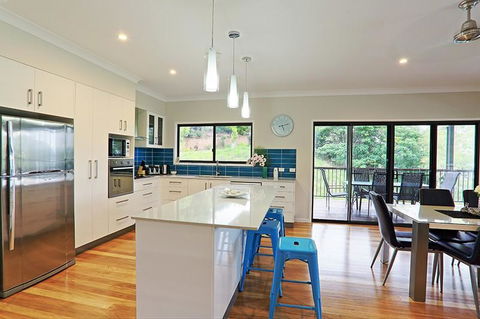 Laguna Views - Airlie Beach - Accommodation Whitsundays 2