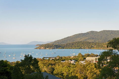 Laguna Views - Airlie Beach - Accommodation Whitsundays 0