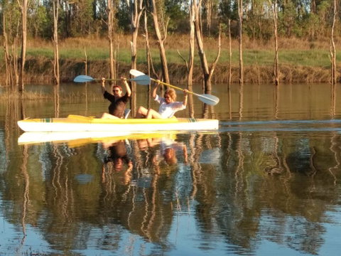 Lake Tinaroo Waterfrontage - Accommodation Whitsundays 3
