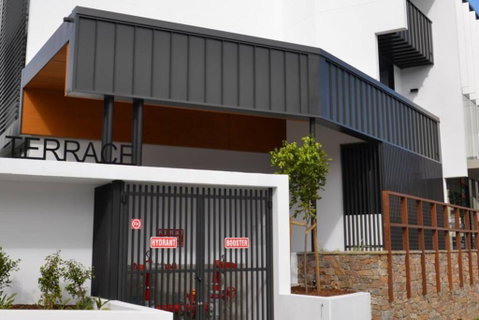 Large Space 2 BED APT Near Brisbane Airport - Accommodation Whitsundays 1