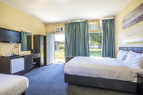 Links Hotel - Accommodation Whitsundays 3