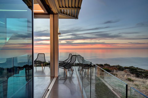Luxe Haus - Accommodation Whitsundays 2