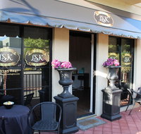 Luxe on Kensington - Accommodation Whitsundays