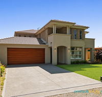 Luxury Coastal Escape - Accommodation Whitsundays