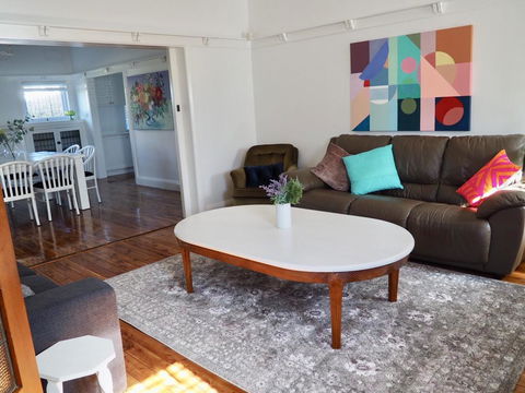 LUXURY IN THE ABSOLUTE HEART OF THE CBD - Accommodation Whitsundays 2