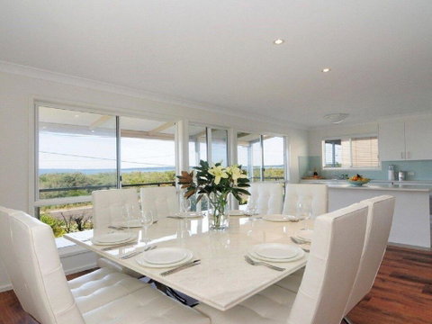 Marilyn's - 180 Degree Views Of Jervis Bay - Accommodation Whitsundays 2