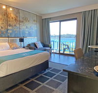 Mariners on the Waterfront - Accommodation Whitsundays