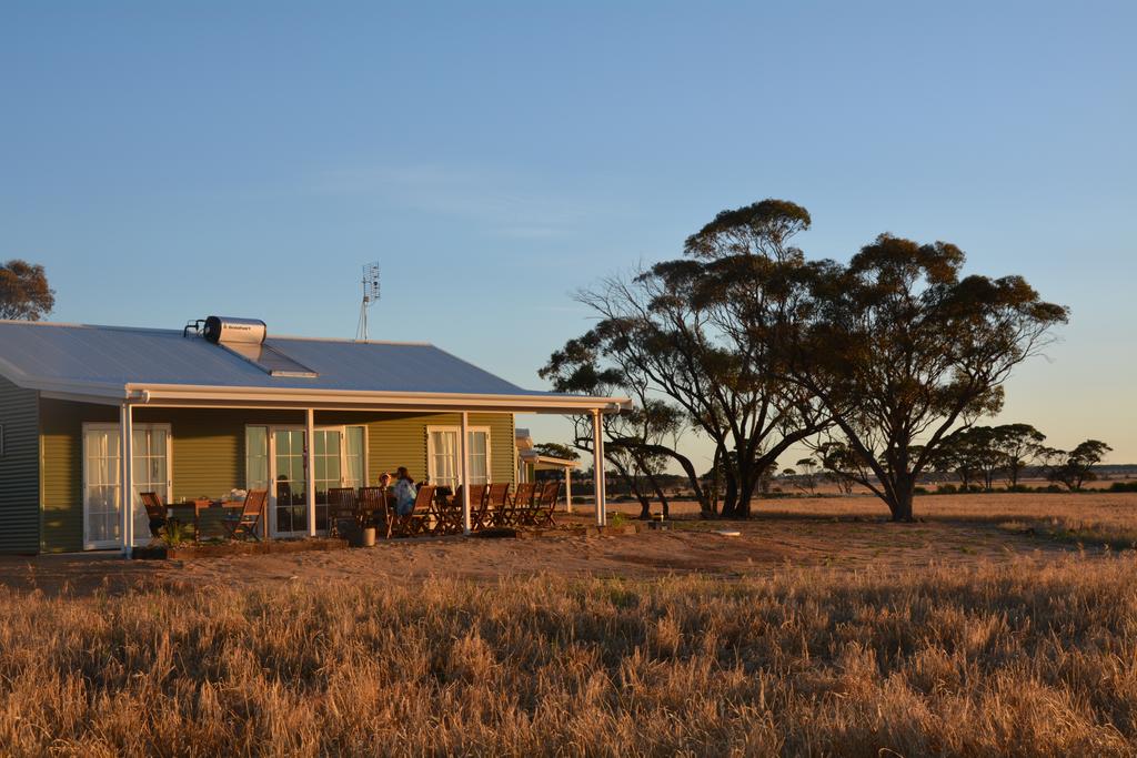 Merilup ACT Accommodation Whitsundays