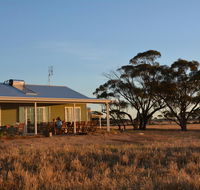 Mary's Farm Cottages - Accommodation Whitsundays