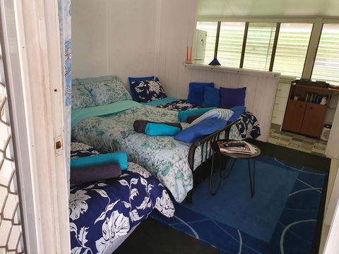 Meyenburg Units - Accommodation Whitsundays 2