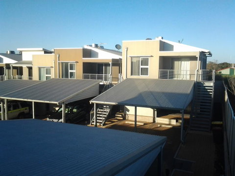 Millenium Apartments - Accommodation Whitsundays 0
