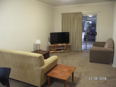 Millenium Apartments - Accommodation Whitsundays 3